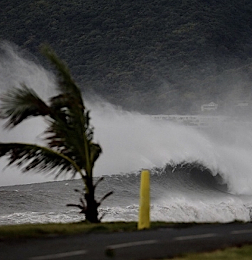 La tempête tropicale TAMMY s'approche de la Guadeloupe et de la Martinique  avec des pluies torrentielles - Outre-mer la 1ère